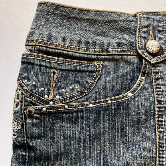Jolt Women's Blue Jean Skirt Midi Faded Blue w/Lace and Studs Size 9 - Picture 5 of 6